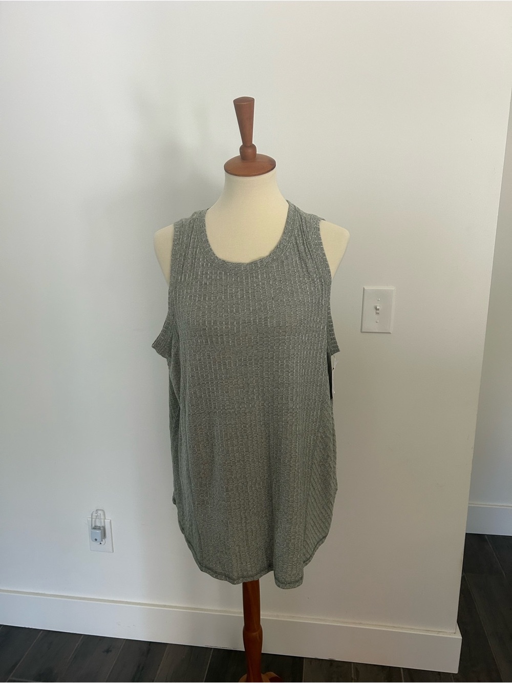 Sleeveless Knit Tank Top in Olive Green